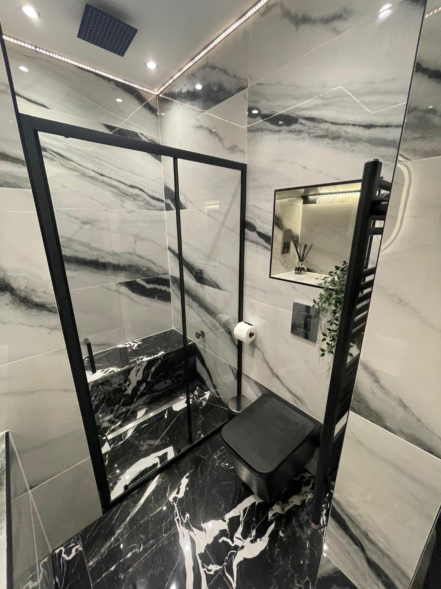 Appartement 2bedroom & Steam Room! *